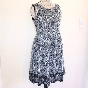 ALFANI | Floral Pleated Eyelet Sleeveless Dress